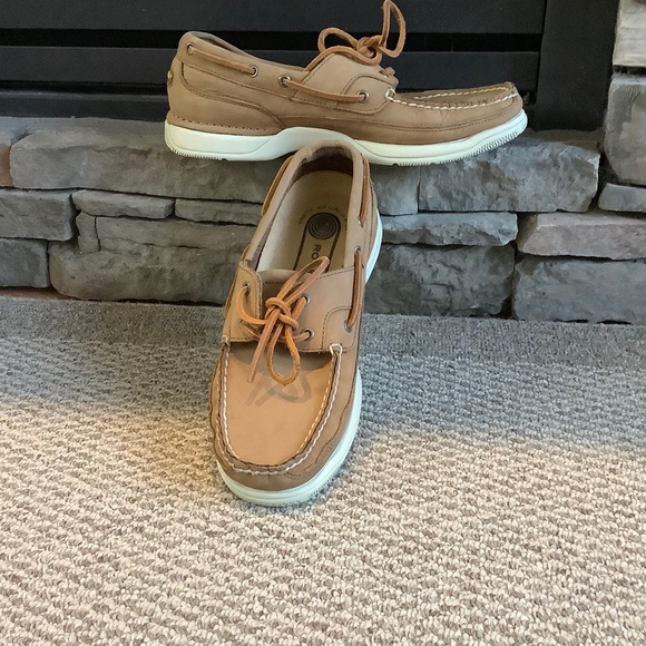 Men’s Leather Rockport Shoes 8.5 MEDIUM - Picture 1 of 12